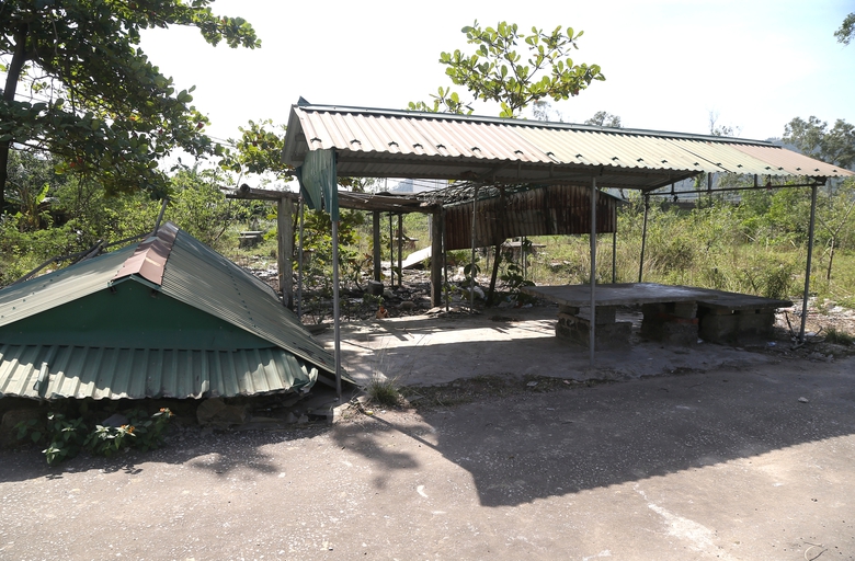 Hơn 20 hộ d&acirc;n ở Nghệ An mong sớm di dời khỏi khu xử l&yacute; r&aacute;c thải- Ảnh 2.