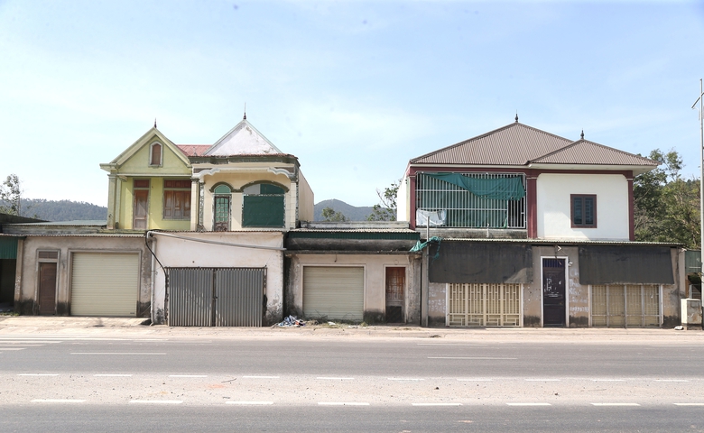 Hơn 20 hộ d&acirc;n ở Nghệ An mong sớm di dời khỏi khu xử l&yacute; r&aacute;c thải- Ảnh 3.