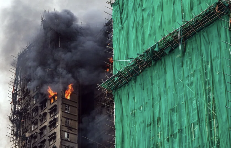 Vụ ch&aacute;y chung cư tại Hong Kong: Nh&acirc;n chứng khẳng định kh&ocirc;ng c&oacute; chu&ocirc;ng b&aacute;o- Ảnh 1.