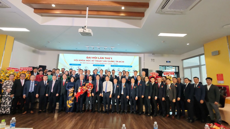 TP.HCM đang bước v&agrave;o thời kỳ t&aacute;i cấu tr&uacute;c kh&ocirc;ng gian đ&ocirc; thị- Ảnh 3.