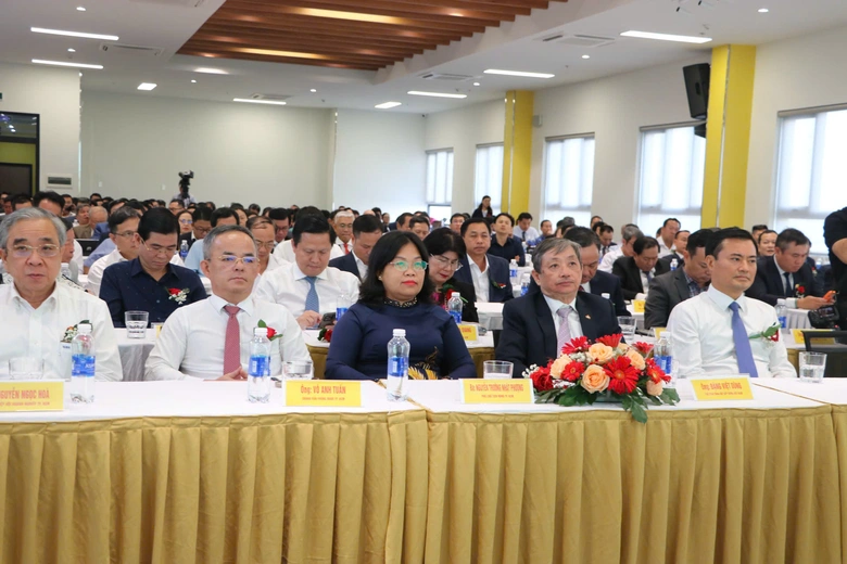 TP.HCM đang bước v&agrave;o thời kỳ t&aacute;i cấu tr&uacute;c kh&ocirc;ng gian đ&ocirc; thị- Ảnh 2.