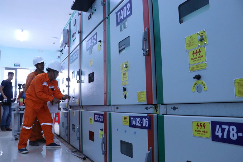 Đấu nối điện phục vụ chuyến bay kỹ thuật đầu ti&ecirc;n tại s&acirc;n bay Long Th&agrave;nh- Ảnh 2.