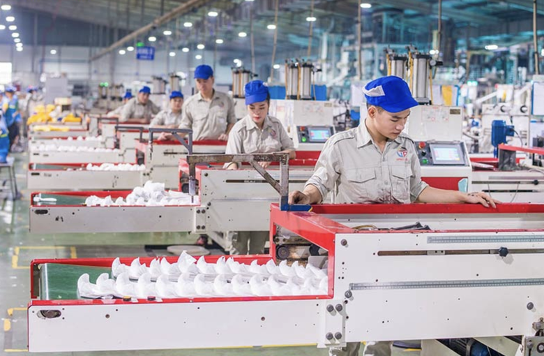 Doanh nghiệp xuất khẩu trong "canh bạc" tỷ giá- Ảnh 1. Doanh nghiệp xuất khẩu trong "canh bạc" tỷ giá- Ảnh 1.