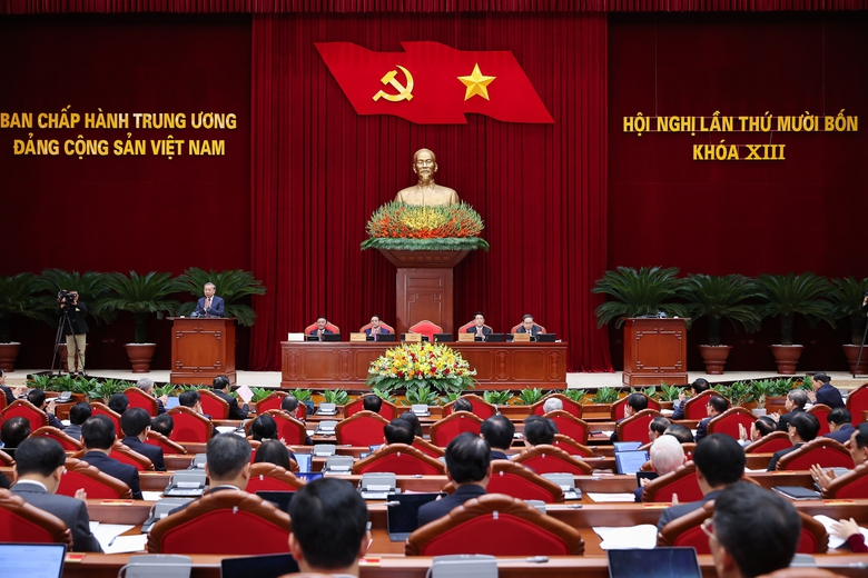 Lựa chọn nh&acirc;n sự giới thiệu tham gia Bộ Ch&iacute;nh trị, Ban B&iacute; thư kh&oacute;a XIV- Ảnh 2.