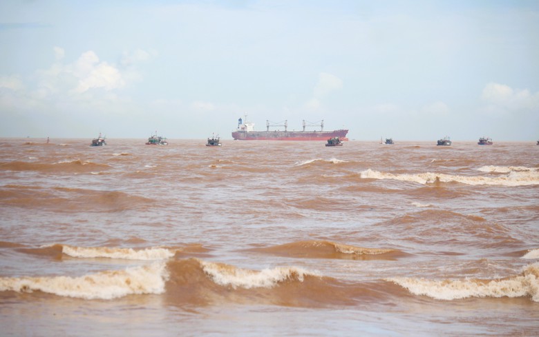 Quảng Trị gia tăng thiệt hại do mưa lũ, giao thông nhiều khu vực ở Huế còn bị chia cắt- Ảnh 6. Quảng Trị gia tăng thiệt hại do mưa lũ, giao thông nhiều khu vực ở Huế còn bị chia cắt- Ảnh 6.