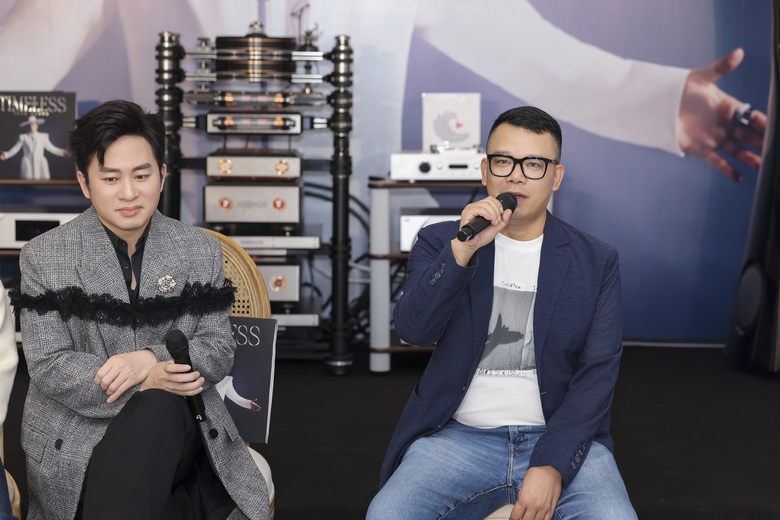 T&ugrave;ng Dương "l&agrave;m loạn, gi&atilde;y nảy l&ecirc;n" với nhạc sĩ Hồng Ki&ecirc;n khi ra album "Timeless"- Ảnh 1.