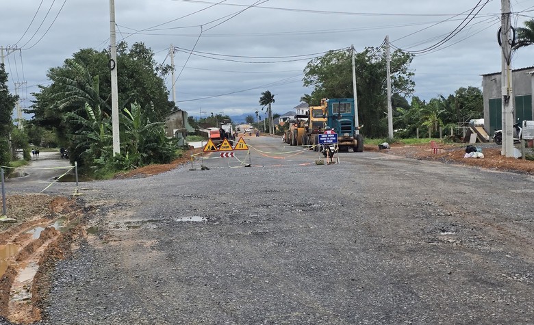 Quảng Trị c&ograve;n 14 dự &aacute;n chưa giải ng&acirc;n vốn đầu tư c&ocirc;ng, hơn 40 dự &aacute;n tỷ lệ giải ng&acirc;n thấp- Ảnh 2.