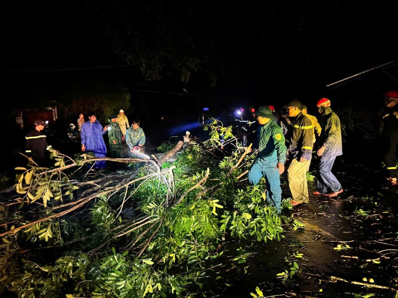 B&atilde;o số 13: Gia Lai thiệt hại hơn 5.000 tỷ đồng, 2 người tử vong- Ảnh 31.