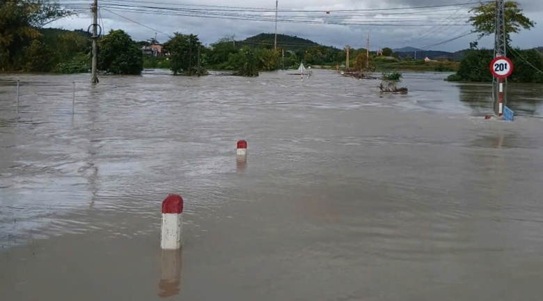 B&atilde;o số 13: Gia Lai thiệt hại hơn 5.000 tỷ đồng, 2 người tử vong- Ảnh 37.