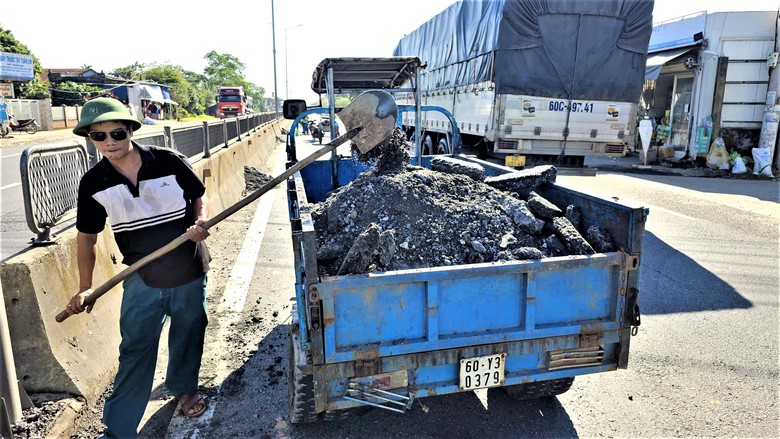 Huế: Tăng tốc sửa chữa mặt đường quốc lộ 1, đảm bảo giao th&ocirc;ng- Ảnh 8.