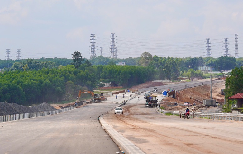 Đồng Nai ra &ldquo;tối hậu thư&rdquo; th&ocirc;ng xe cao tốc Bi&ecirc;n H&ograve;a - Vũng T&agrave;u v&agrave;o 19/12- Ảnh 3.