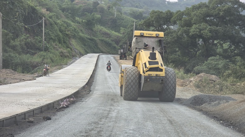 Th&ocirc;ng xe dự &aacute;n Kết nối giao th&ocirc;ng c&aacute;c tỉnh miền n&uacute;i ph&iacute;a Bắc v&agrave;o 31/12- Ảnh 3.