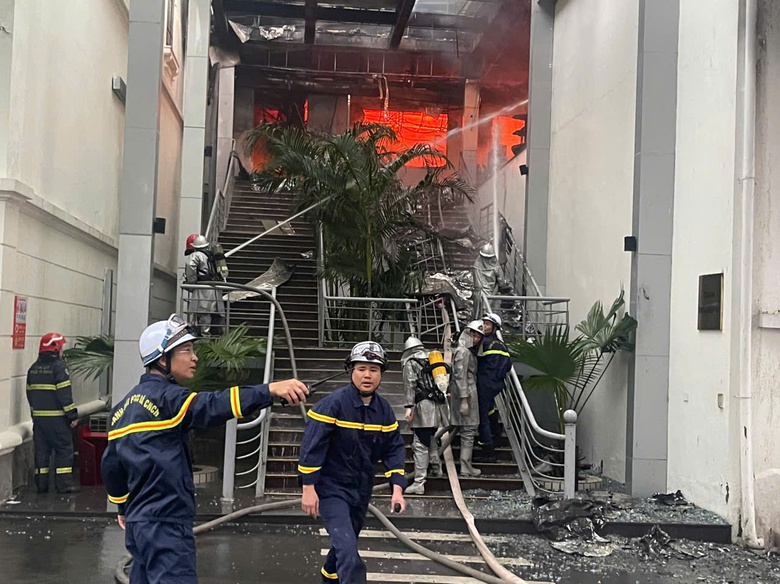 Điều tra vụ cháy tại Nhà máy Bia Hà Nội- Ảnh 2. Điều tra vụ cháy tại Nhà máy Bia Hà Nội- Ảnh 2.