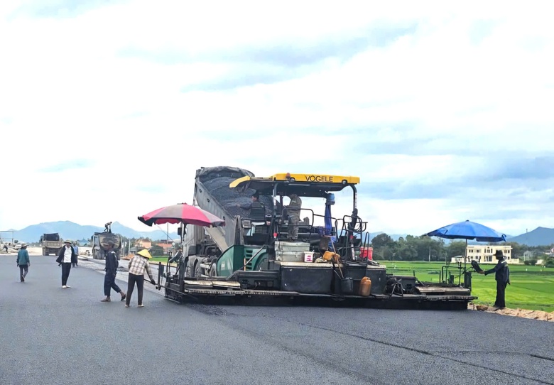 Bứt ph&aacute; tr&ecirc;n cao tốc Bắc - Nam, Cienco8 tiếp tục hướng tới dự &aacute;n đường sắt quy m&ocirc; lớn- Ảnh 1.