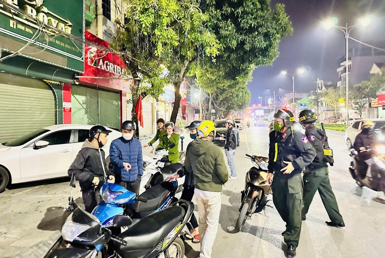 Ninh B&igrave;nh: Xử l&yacute; 65 trường hợp vi phạm sau 2 tuần ra qu&acirc;n chống đua xe tr&aacute;i ph&eacute;p- Ảnh 1.