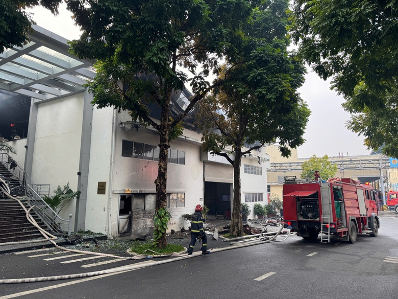 Ch&aacute;y lớn tại Nh&agrave; m&aacute;y Bia H&agrave; Nội- Ảnh 1.