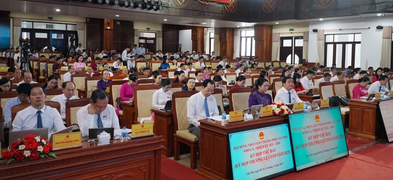 Cần Thơ tập trung c&aacute;c giải ph&aacute;p ph&aacute;t triển kinh tế năm 2026- Ảnh 2.