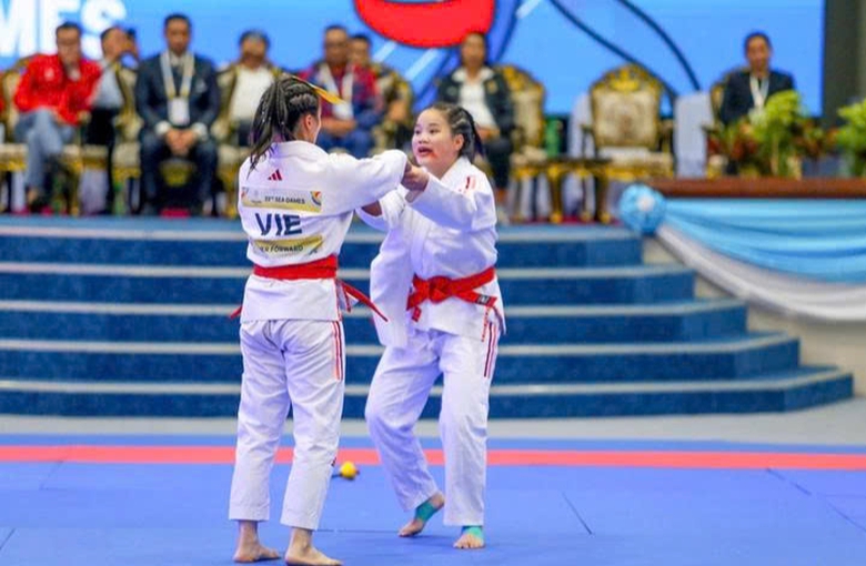 Việt Nam c&oacute; huy chương đầu ti&ecirc;n ở SEA Games 33- Ảnh 1.