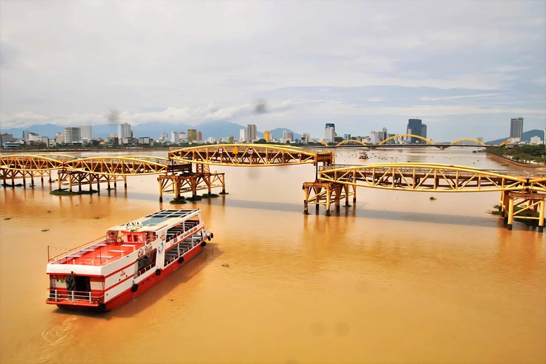 Đà Nẵng: Thực hiện phân cấp về chứng chỉ đào tạo thuyền trưởng, máy trưởng hạng I, II- Ảnh 1.