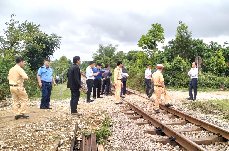 H&agrave; Tĩnh: Đề xuất ưu ti&ecirc;n kinh ph&iacute; triển khai Nghị định 65 x&oacute;a bỏ ho&agrave;n to&agrave;n lối đi tự mở- Ảnh 2.