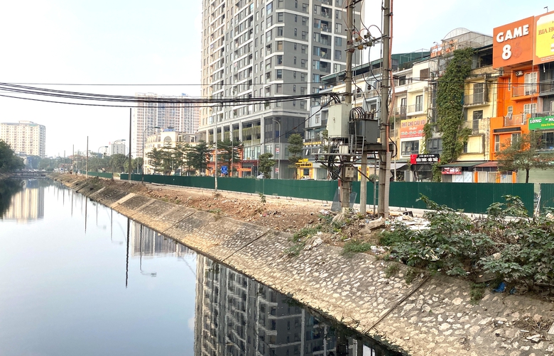 H&agrave; Nội: Đường Nguyễn Cảnh Dị k&eacute;o d&agrave;i sắp tho&aacute;t cảnh nắng bụi, mưa lầy- Ảnh 4.