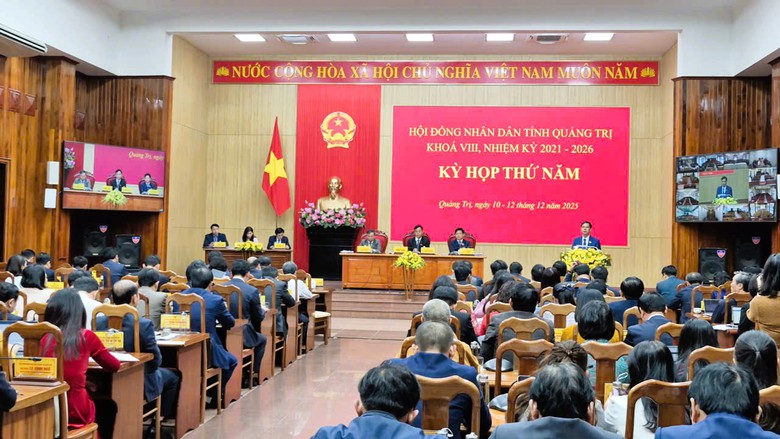 Quảng Trị: Đẩy tiến độ c&ocirc;ng tr&igrave;nh trọng điểm, khai th&aacute;c hiệu quả kh&ocirc;ng gian ph&aacute;t triển mới- Ảnh 1.