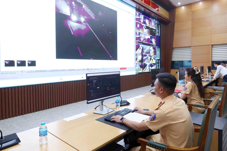 CSGT sẽ kiểm tra 24/24h, nghi&ecirc;m trị xe hợp đồng tr&aacute; h&igrave;nh, xe chạy ph&aacute; lộ tr&igrave;nh- Ảnh 3.