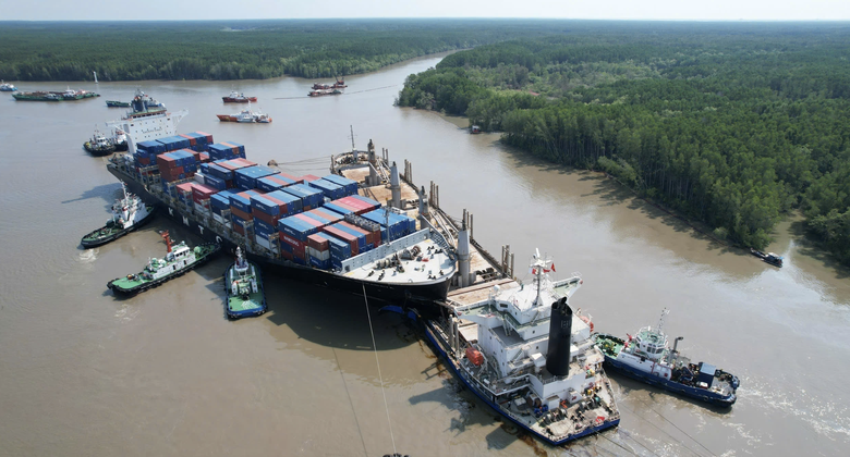 6 vụ tai nạn h&agrave;ng hải, 42 vụ đường thủy: Cảnh b&aacute;o nguy cơ từ yếu tố con người- Ảnh 1.