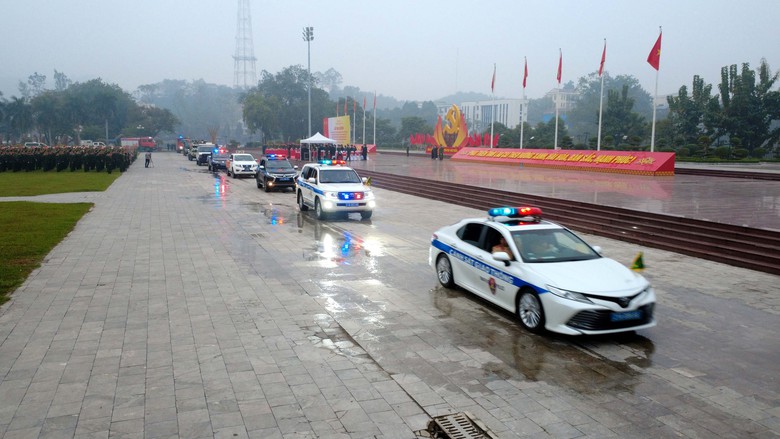 Gần 1.000 c&aacute;n bộ, chiến sĩ c&ocirc;ng an tỉnh L&agrave;o Cai ra qu&acirc;n đợt cao điểm trấn &aacute;p tội phạm- Ảnh 11.