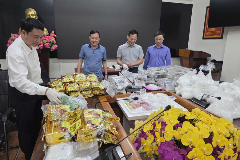 Hơn 200 cảnh s&aacute;t triệt ph&aacute; đường d&acirc;y ma t&uacute;y giao dịch 1.500 tỷ đồng- Ảnh 2.