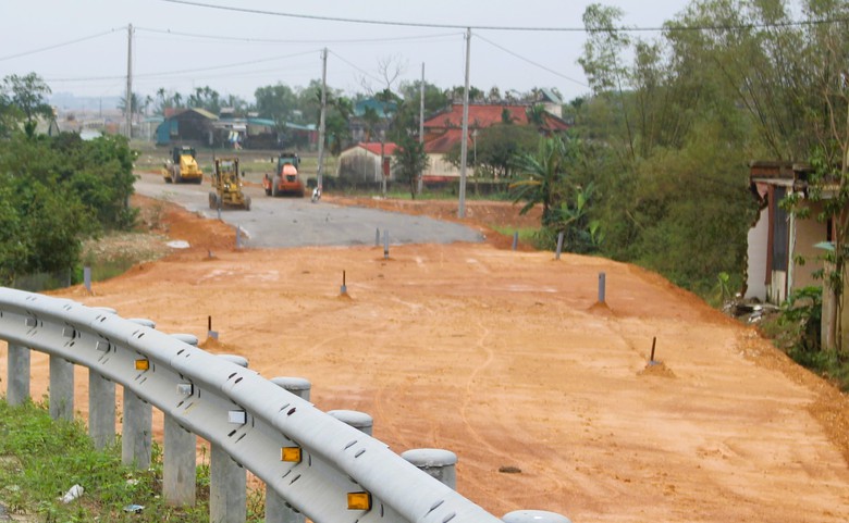 Quảng Trị đốc th&uacute;c tiến độ v&agrave; giải ng&acirc;n vốn c&aacute;c dự &aacute;n được k&eacute;o d&agrave;i đến hết th&aacute;ng 12- Ảnh 2.