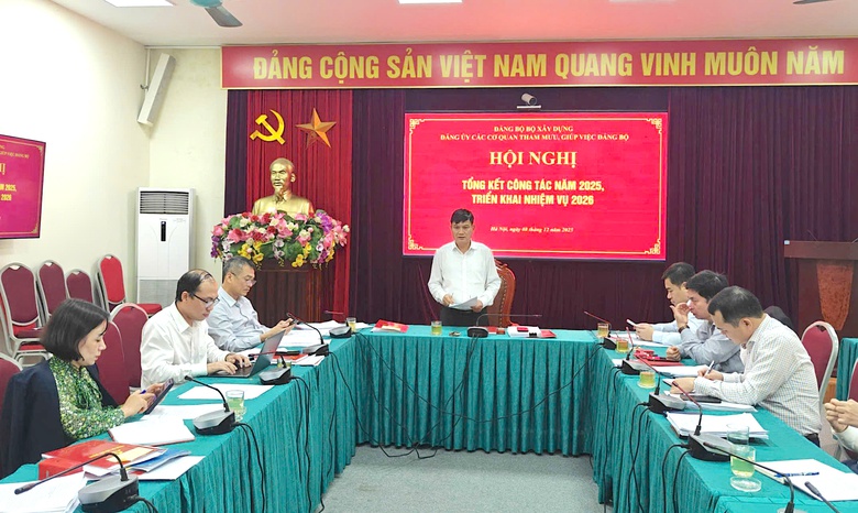 Đảng ủy c&aacute;c Cơ quan tham mưu, gi&uacute;p việc Đảng ủy Bộ X&acirc;y dựng triển khai nhiệm vụ năm 2026- Ảnh 2.