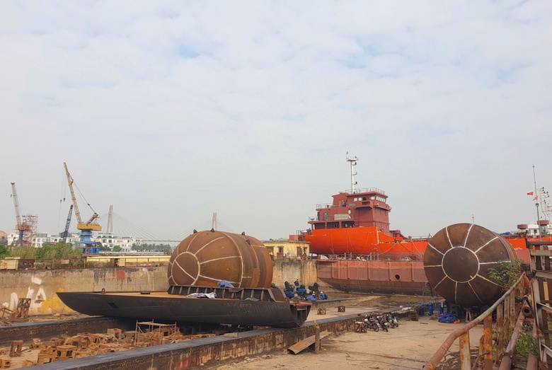 Nhiều doanh nghiệp đóng tàu Hải Phòng “cán đích” ngoạn mục- Ảnh 3. Nhiều doanh nghiệp đóng tàu Hải Phòng “cán đích” ngoạn mục- Ảnh 3.