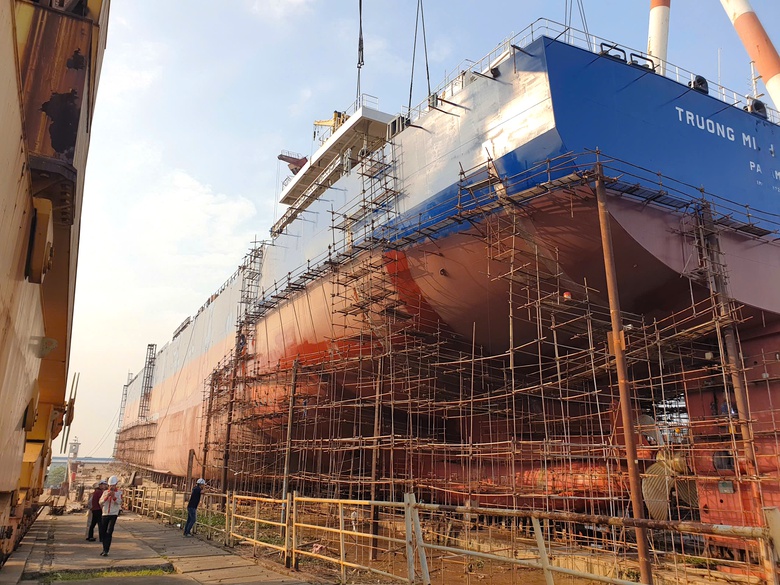 Nhiều doanh nghiệp đóng tàu Hải Phòng “cán đích” ngoạn mục- Ảnh 2. Nhiều doanh nghiệp đóng tàu Hải Phòng “cán đích” ngoạn mục- Ảnh 2.