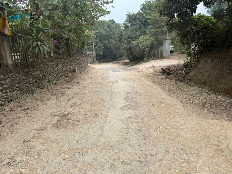 Người d&acirc;n Ph&uacute; Thọ khốn khổ v&igrave; xe tải trọng lớn lao nhanh tr&ecirc;n đường- Ảnh 3.