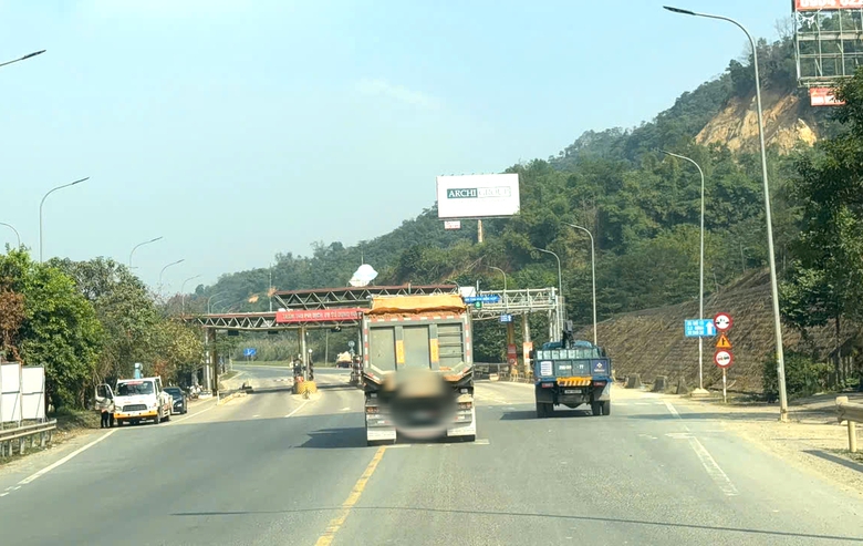 Người d&acirc;n Ph&uacute; Thọ khốn khổ v&igrave; xe tải trọng lớn lao nhanh tr&ecirc;n đường- Ảnh 13.