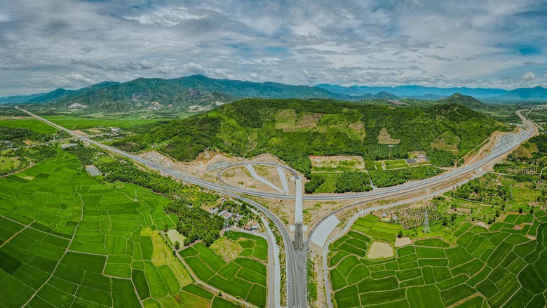 LIZEN khẳng định bản lĩnh qua c&ocirc;ng tr&igrave;nh cao tốc V&acirc;n Phong - Nha Trang- Ảnh 2.