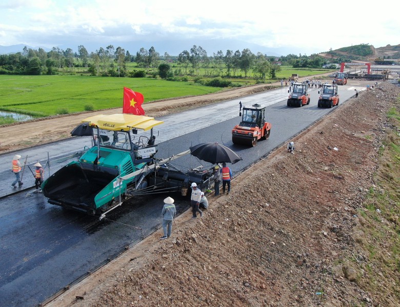 LIZEN khẳng định bản lĩnh qua c&ocirc;ng tr&igrave;nh cao tốc V&acirc;n Phong - Nha Trang- Ảnh 3.