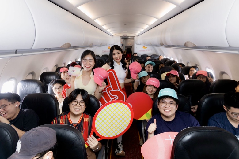 Ngập tr&agrave;n qu&agrave; tặng tr&ecirc;n những chuyến bay Vietjet m&ugrave;a lễ hội Gi&aacute;ng sinh 2025- Ảnh 15.