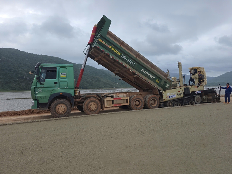 Phấn đấu th&ocirc;ng xe kỹ thuật cao tốc Ch&iacute; Thạnh - V&acirc;n Phong v&agrave;o 31/12- Ảnh 3.