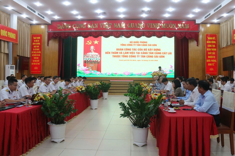 Thứ trưởng Nguyễn Xu&acirc;n Sang: T&acirc;n Cảng S&agrave;i G&ograve;n phải l&agrave; &ldquo;đầu t&agrave;u&rdquo; tối ưu khai th&aacute;c cảng biển- Ảnh 2.