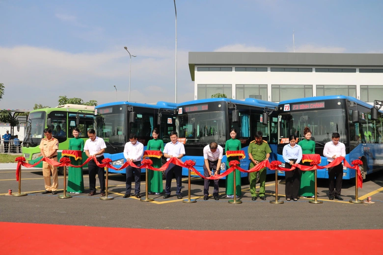 TP.HCM khai th&aacute;c bến xe bu&yacute;t L&ecirc; Minh Xu&acirc;n, tăng năng lực phục vụ h&agrave;nh kh&aacute;ch ph&iacute;a T&acirc;y- Ảnh 1.