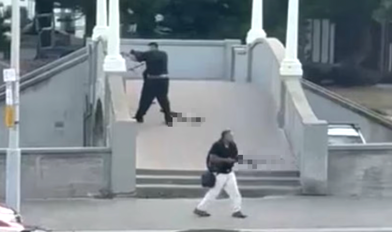 H&eacute; lộ th&ocirc;ng tin bất ngờ về hai nghi phạm vụ xả s&uacute;ng tại Australia- Ảnh 1.