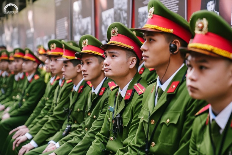 Sống lại k&yacute; ức H&agrave; Nội 12 ng&agrave;y đ&ecirc;m kh&oacute;i lửa - "Điện Bi&ecirc;n Phủ tr&ecirc;n kh&ocirc;ng"- Ảnh 3.