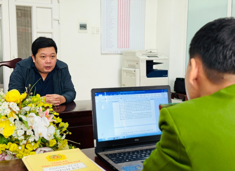 Huế: Bắt tạm giam đối tượng lừa đảo hơn một tỷ đồng- Ảnh 1. Huế: Bắt tạm giam đối tượng lừa đảo hơn một tỷ đồng- Ảnh 1.