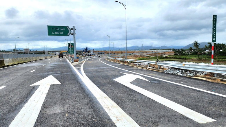 C&aacute;c n&uacute;t giao tr&ecirc;n cao tốc hơn 20.000 tỷ đồng sắp th&ocirc;ng xe kết nối thế n&agrave;o?- Ảnh 10.