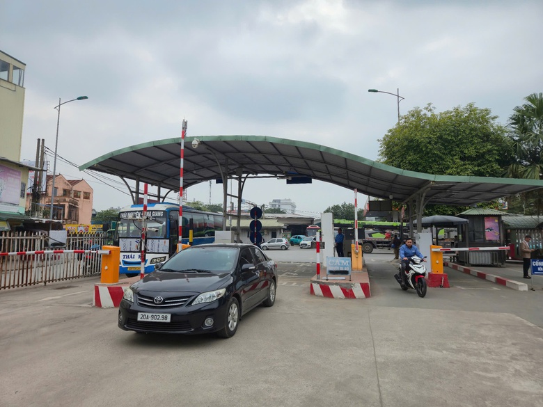 Bến xe kh&aacute;ch Th&aacute;i Nguy&ecirc;n ti&ecirc;n phong thu ph&iacute; kh&ocirc;ng dừng- Ảnh 1.
