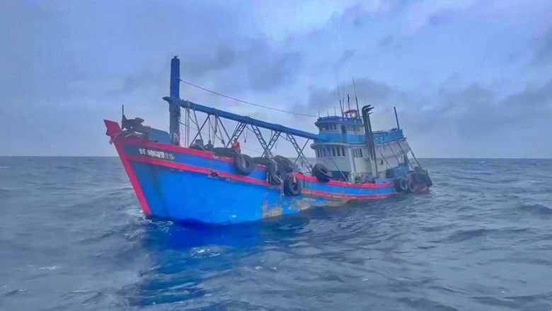 Cà Mau: Bắt giữ tàu cá vận chuyển trái phép 200.000 lít dầu D.O- Ảnh 1. Cà Mau: Bắt giữ tàu cá vận chuyển trái phép 200.000 lít dầu D.O- Ảnh 1.