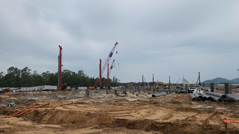 Loạt c&ocirc;ng tr&igrave;nh dự &aacute;n khởi c&ocirc;ng, kh&aacute;nh th&agrave;nh tạo bệ ph&oacute;ng cho Quảng Ng&atilde;i cất c&aacute;nh- Ảnh 6.