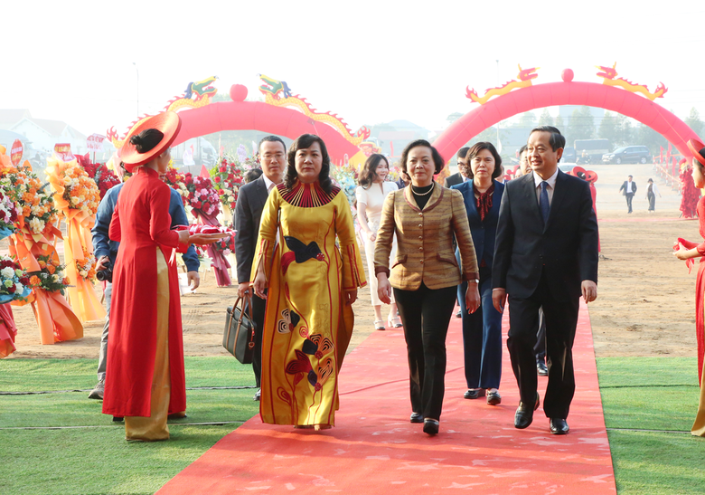 Ph&oacute; Thủ tướng Phạm Thị Thanh Tr&agrave; dự lễ khởi c&ocirc;ng dự &aacute;n khu c&ocirc;ng nghiệp tại Bắc Ninh- Ảnh 1.